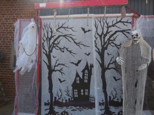 Halloween Spiel Skelett Fangen mieten bei Carpe Diem Events aus Kreis Heinsberg