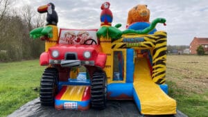 Hüpfburg Multiplay Safari ist zu Mieten bei Carpe Diem Events aus Kreis Heinsberg