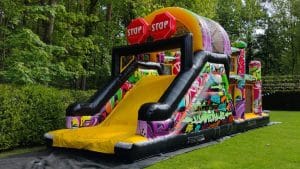 Hindernisbahn Graffiti 10mtr. zu Mieten bei Carpe Diem Events aus NRW.
