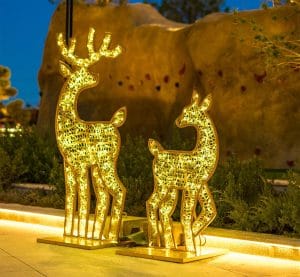 Weihnachtsdeko Beleuchtetes Rentier Woodford zu Mieten bei Carpe Diem Events