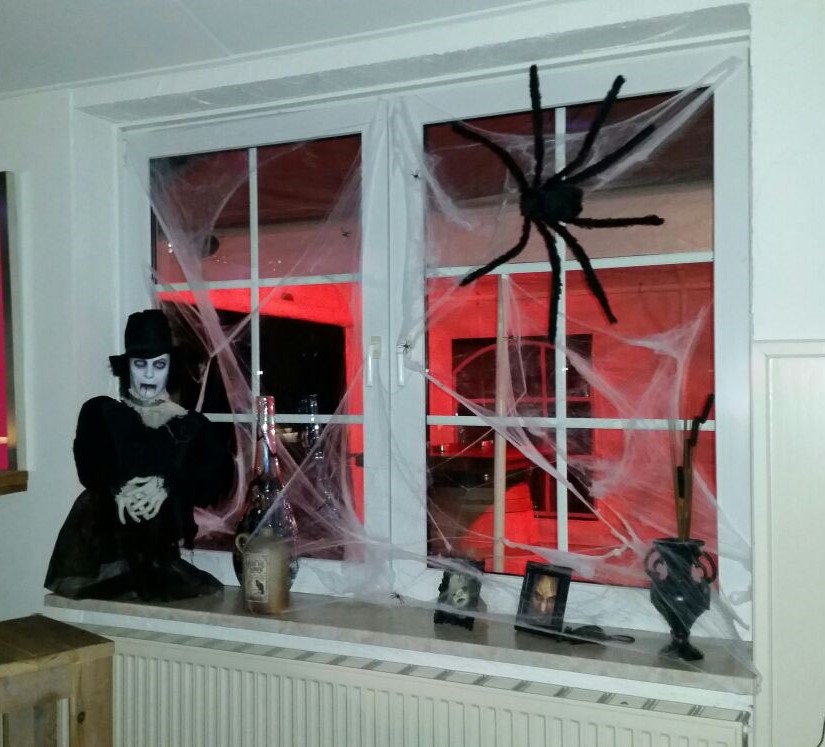 Halloween Deko Fenster zu mieten bei carpe Diem Events aus NRW