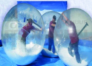 Levende sneeuwballen met boarding is te huur bij Carpe Diem Events & Verhuur uit Limburg.